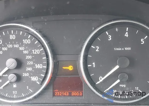 2007 BMW 328Xi из США, поврежденный, VIN WBAVC93577KX57868